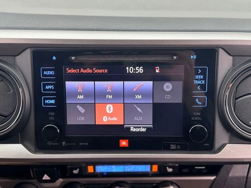 Used 2017 Toyota Tacoma Limited w/ Tow Package image 23