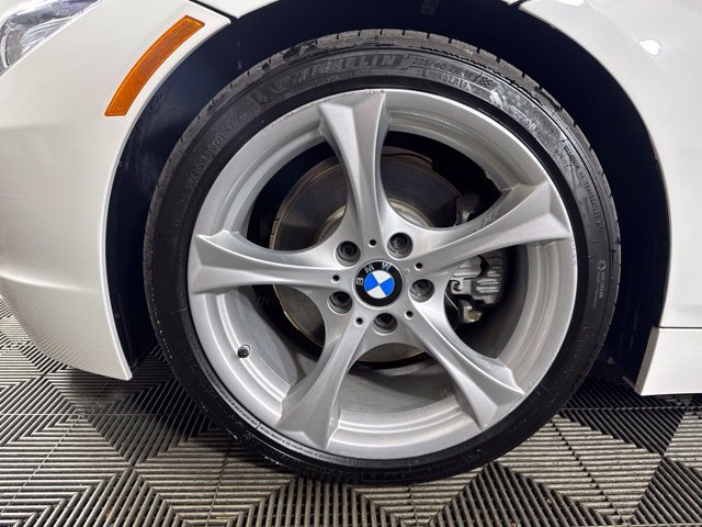 Used 2016 BMW Z4 sDrive28i RWD image 9