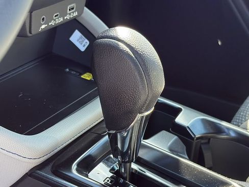 New 2026 Subaru Forester Premium AWD/4WD image 22