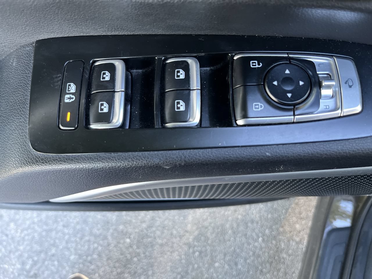 Used 2021 Kia Telluride EX w/ EX Premium Package AWD/4WD image 4