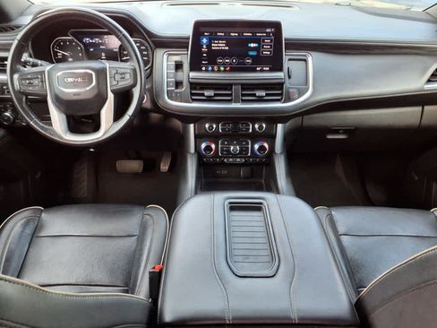 Used 2021 GMC Yukon XL SLT image 10