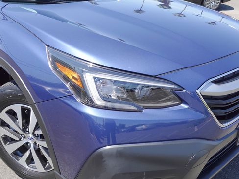 Used 2021 Subaru Outback Premium w/ Popular Package #1 AWD/4WD image 2