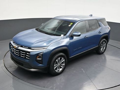 Used 2025 Chevrolet Equinox LT FWD image 19