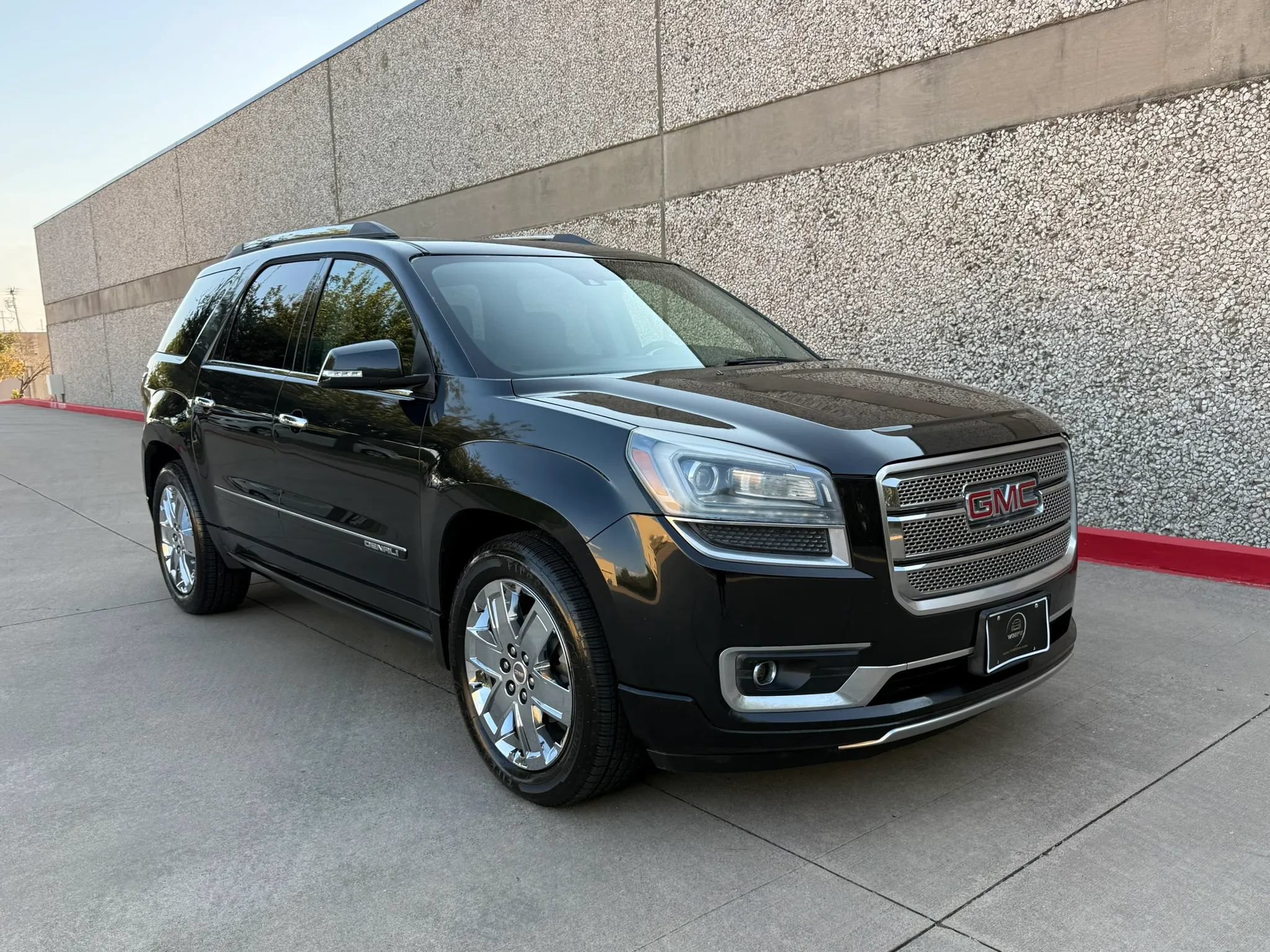 Used 2014 GMC Acadia Denali FWD image 9