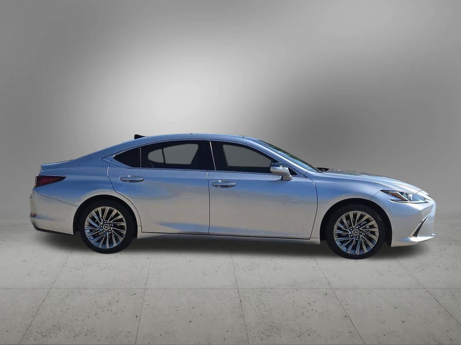 Used 2024 Lexus ES 350 w/ Technology Package FWD image 7