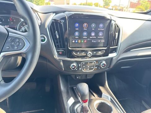 Used 2023 Chevrolet Traverse RS w/ LPO, Floor Liner Package AWD/4WD image 18