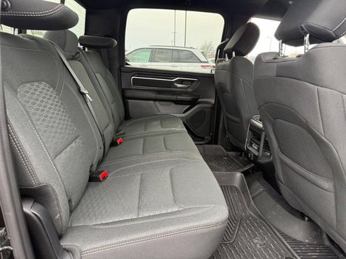 Used 2025 RAM 1500 Big Horn AWD/4WD image 7