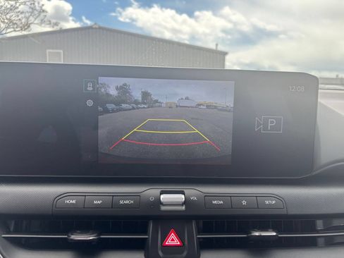 Used 2025 Kia K4 FWD image 21