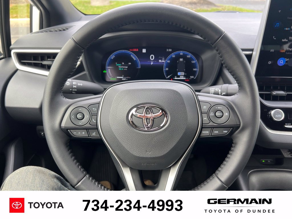 Used 2026 Toyota Corolla SE w/ SE Premium Package AWD/4WD image 16