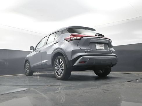 Used 2024 Nissan Kicks SV FWD image 16