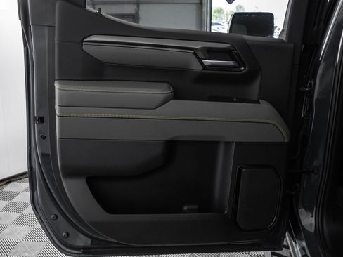 Used 2026 Chevrolet Silverado 1500 ZR2 AWD/4WD image 39