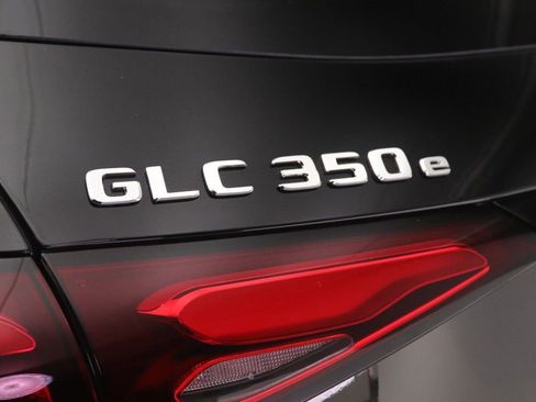 Certified 2025 Mercedes-Benz GLC 350e 4MATIC image 22