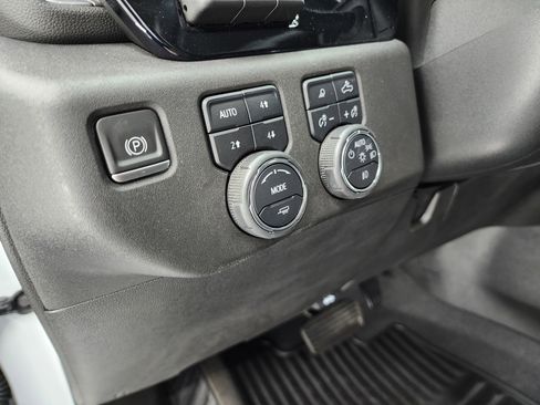 Used 2024 Chevrolet Silverado 3500 LTZ w/ LTZ Convenience Package image 47