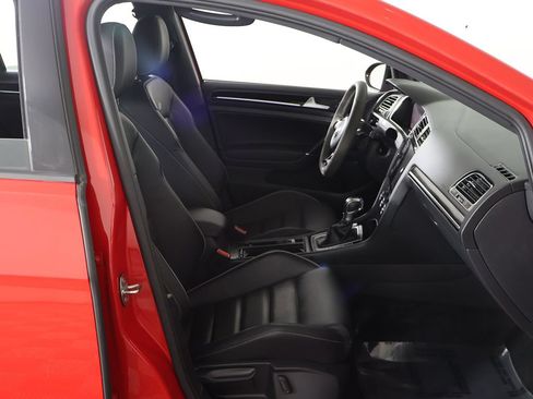 Used 2019 Volkswagen Golf R 4-Door AWD/4WD image 26