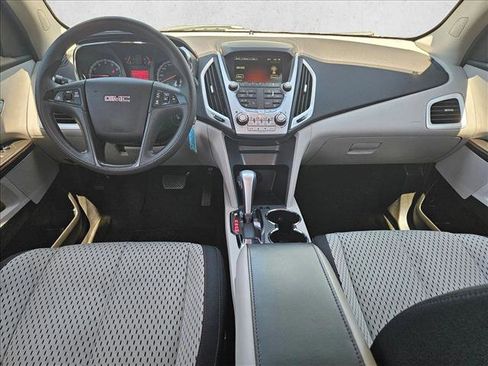 Used 2014 GMC Terrain SLE image 16