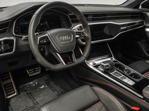 Used 2025 Audi RS 6 performance image 13