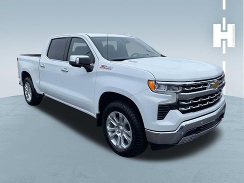 Used 2024 Chevrolet Silverado 1500 LTZ image 2