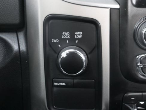 Used 2018 RAM 2500 SLT AWD/4WD image 28