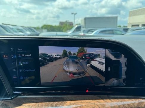 Used 2021 Cadillac Escalade ESV Sport Platinum w/ LPO, ONYX Package AWD/4WD image 14