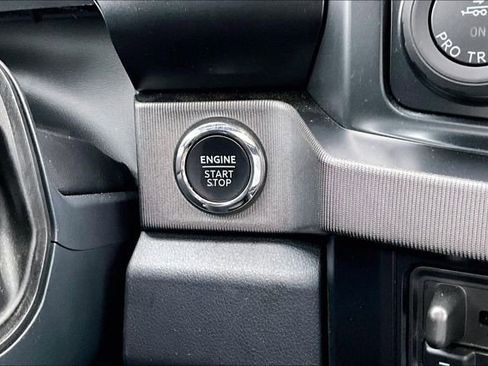 Used 2024 Ford F250 Platinum image 27