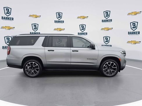 Used 2023 Chevrolet Suburban RST w/ Sport Performance Package AWD/4WD image 9