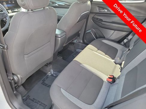 Used 2025 Chevrolet TrailBlazer LT AWD/4WD image 23