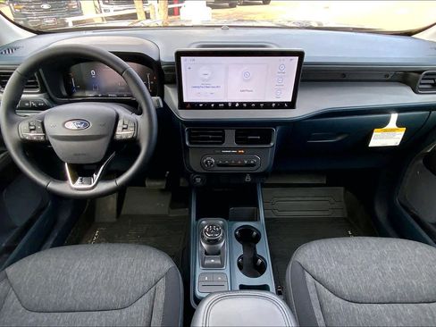 New 2025 Ford Maverick XLT w/ XLT Luxury Package image 5