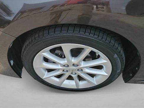 Used 2012 Lexus CT 200h Premium image 9