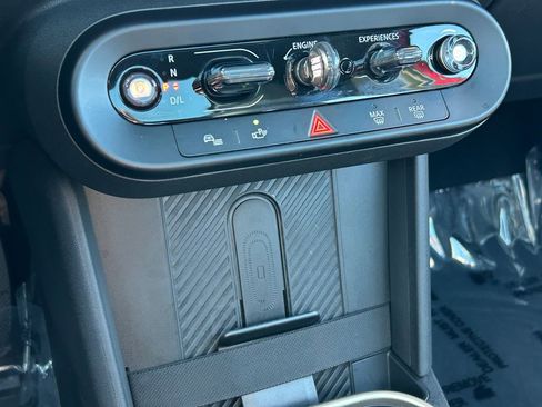 Used 2025 MINI Cooper S image 27