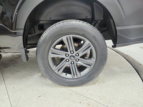 Used 2023 Ford F150 Lariat image 47