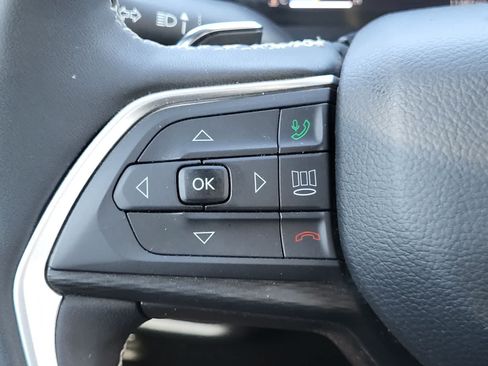 Used 2024 Jeep Grand Cherokee Altitude AWD/4WD image 15