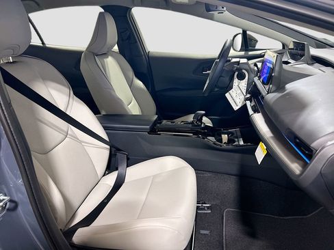 New 2026 Toyota Prius XLE FWD image 24