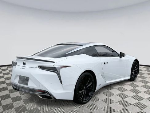 Used 2018 Lexus LC 500h image 2