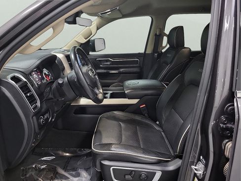 Used 2021 RAM 1500 Laramie AWD/4WD image 11