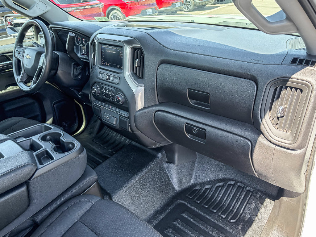 Used 2025 Chevrolet Silverado 1500 W/T RWD image 32