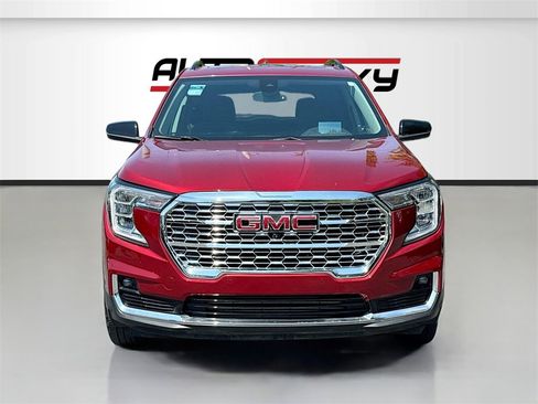 Used 2024 GMC Terrain AT4 w/ Tech Package image 2
