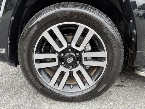 Used 2016 Toyota 4Runner Limited AWD/4WD image 8