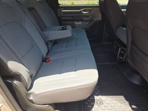 Used 2022 RAM 1500 Big Horn AWD/4WD image 25