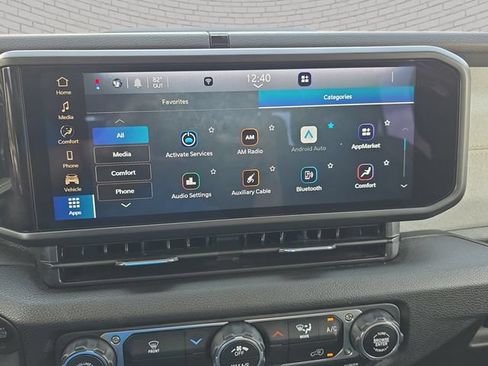 Used 2025 Jeep Gladiator Sport AWD/4WD image 20