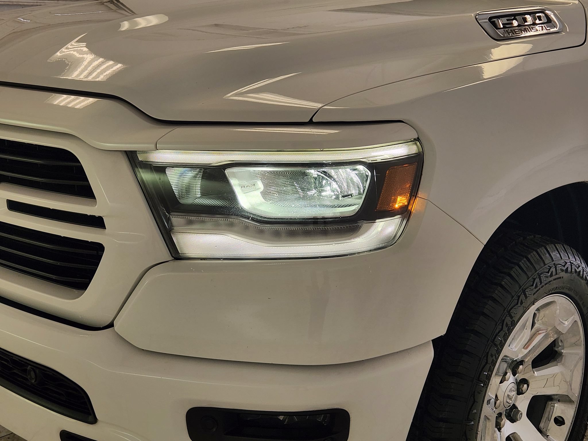 Used 2019 RAM 1500 Big Horn AWD/4WD image 9