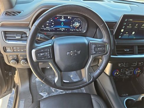 Used 2022 Chevrolet Tahoe Z71 w/ Luxury Package image 34