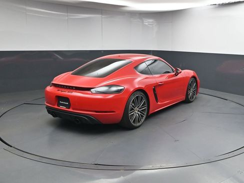 Certified 2025 Porsche 718 Cayman GTS RWD image 24
