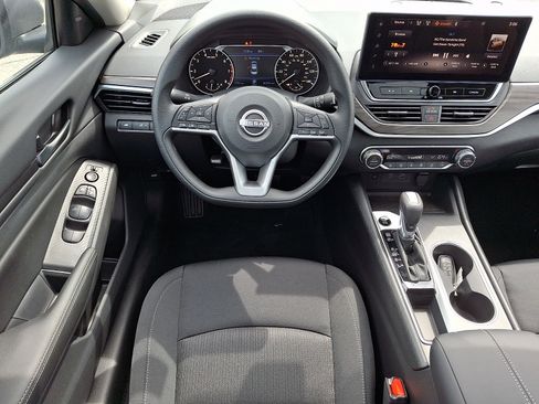 New 2026 Nissan Altima 2.5 SV w/ SV Special Edition Package FWD image 8