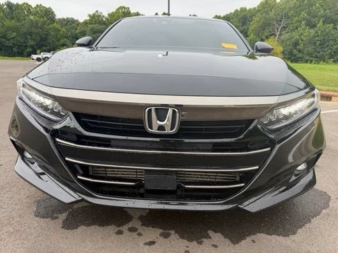 Used 2022 Honda Accord Sport image 3