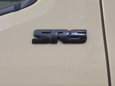 Used 2020 Toyota Tacoma SR5 AWD/4WD image 7