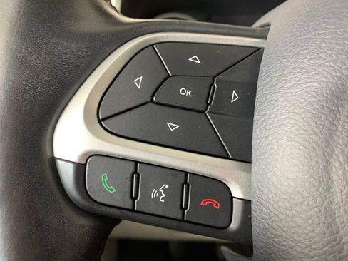 Used 2019 Jeep Compass Limited AWD/4WD image 35