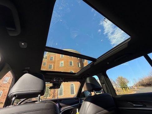 New 2025 Jeep Grand Cherokee Limited image 27