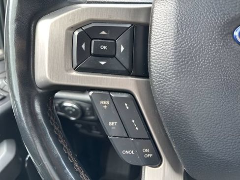 Used 2018 Ford F150 Platinum w/ Equipment Group 701A Luxury AWD/4WD image 19