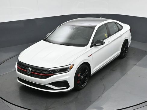 Used 2021 Volkswagen Jetta GLI Autobahn image 54