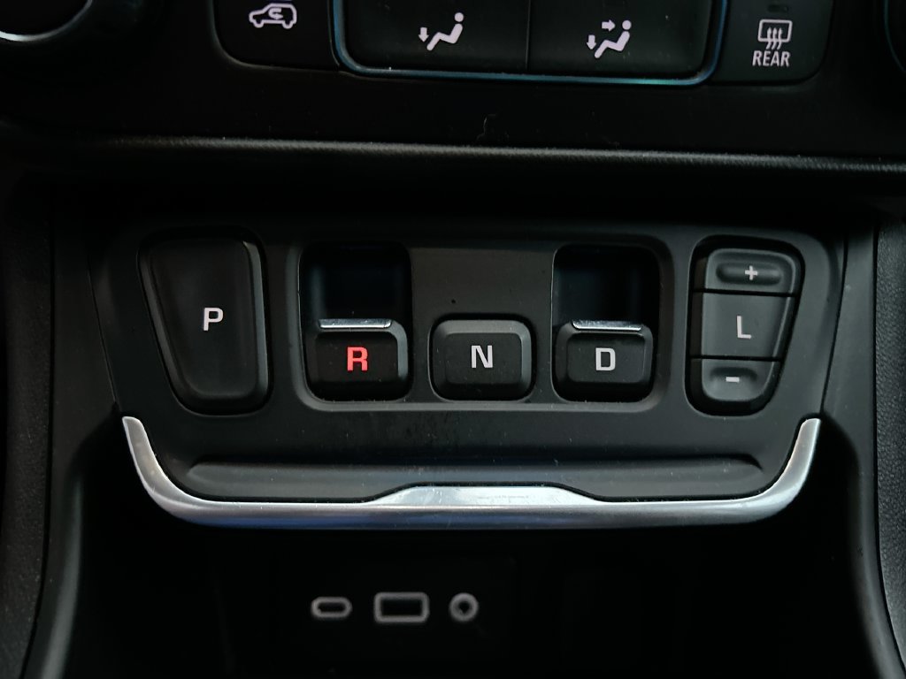 Used 2018 GMC Terrain SLE AWD/4WD image 17